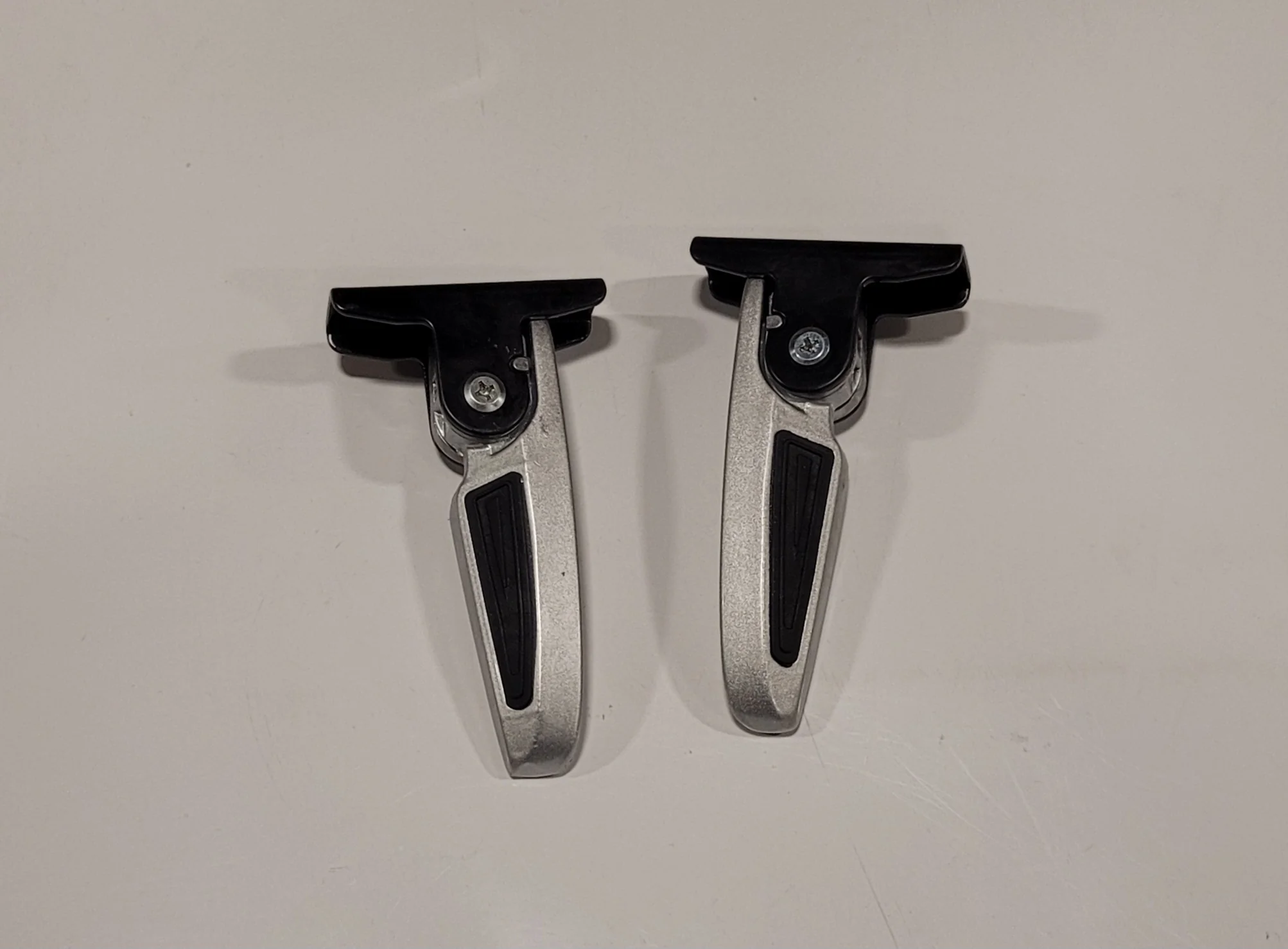 Phoenix PR Left and right foot rest